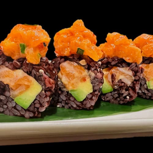 Uramaki Black Spicy Salmó